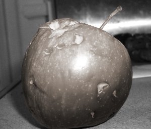 decay Apple